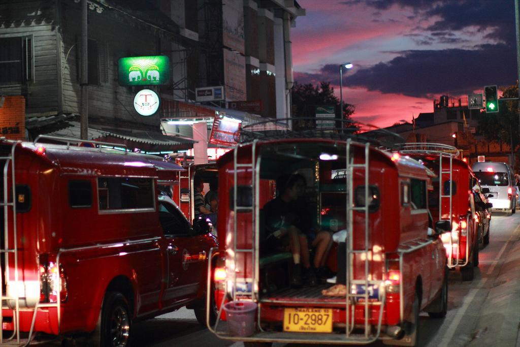 Hotel Neo Court Chiang Mai Zewnętrze zdjęcie
